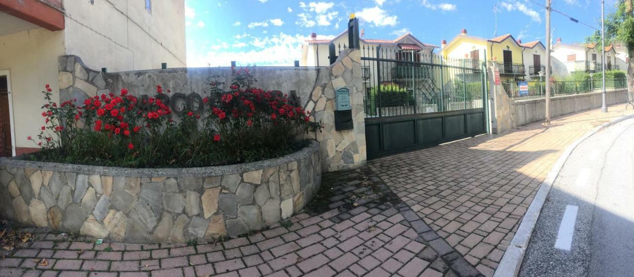 La Petite Maison Ateleta Exterior foto